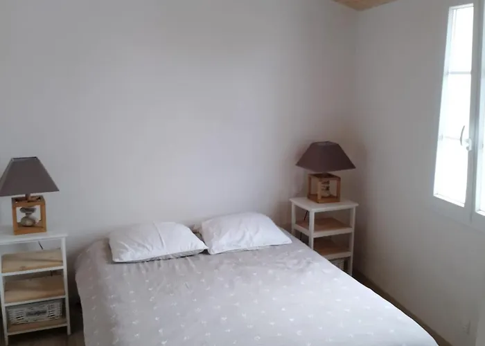 Casa de Férias Maison 6-8 Personnes, 300m De La *