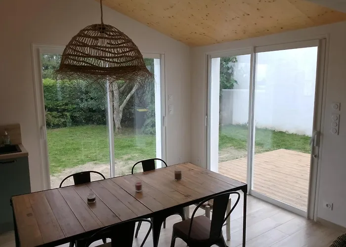 Maison 6-8 Personnes, 300m De La Casa de Férias La Guérinière